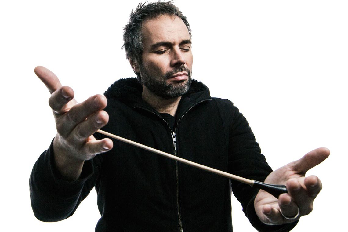 Belgian National Orchestra y Coro de Mujeres Amici Musicae