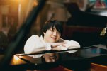 FUJITA_Mao_foto4_de_Johanna_Berghorn_©Sony_Music_Entertainment.jpg