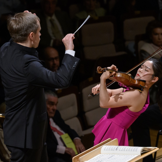 Doble cita con la Royal Philharmonic Orchestra, Esther Yoo y Narek Hakhnazaryan